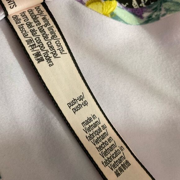 Victoria's Secret PUSH-UP Bra 38 DDD Feedom Cloud Periwinkle Floral Butterfly 🦋 - Picture 6 of 10